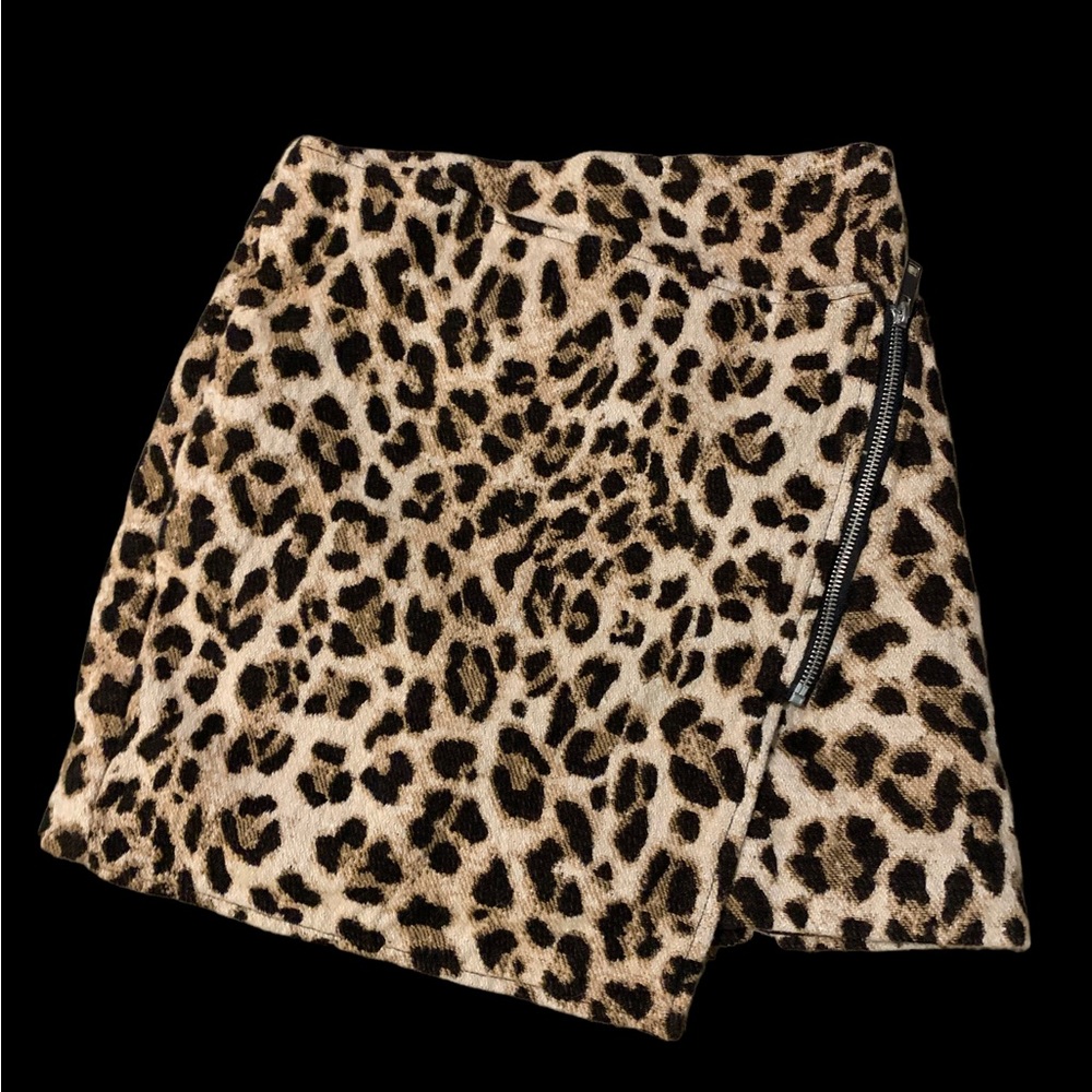 H&M leopard skirt